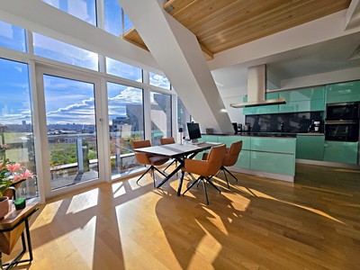 Pronájem bytu 3+kk 182 m² (Mezonet)