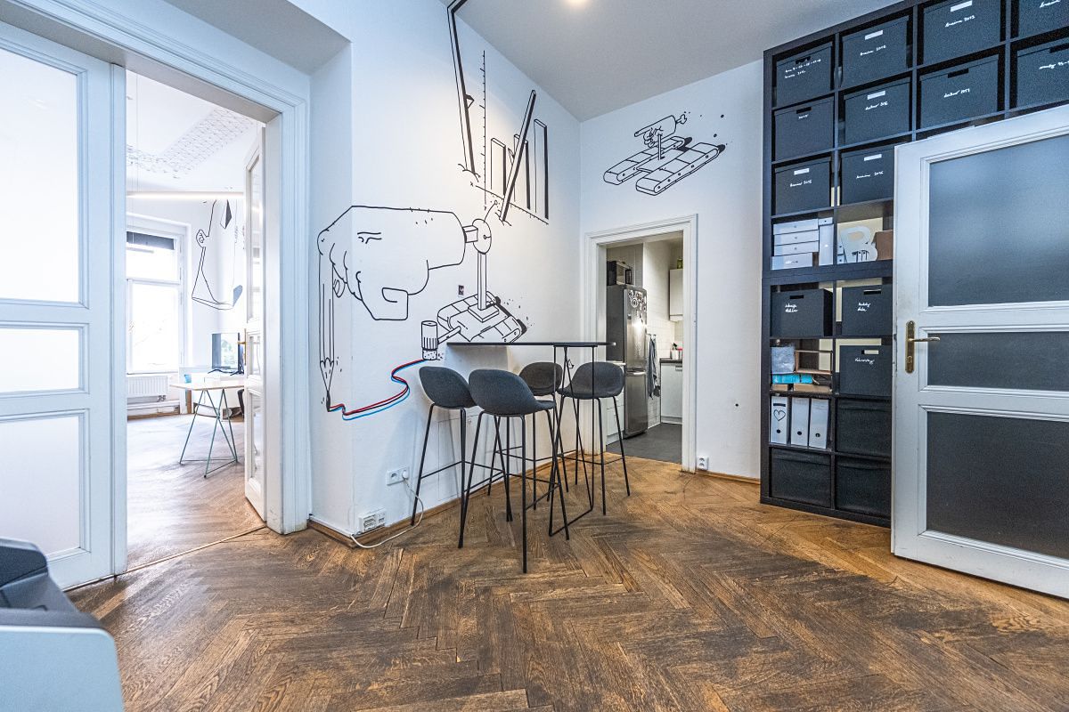 Pronájem kanceláře 261 m² – fotografie 5