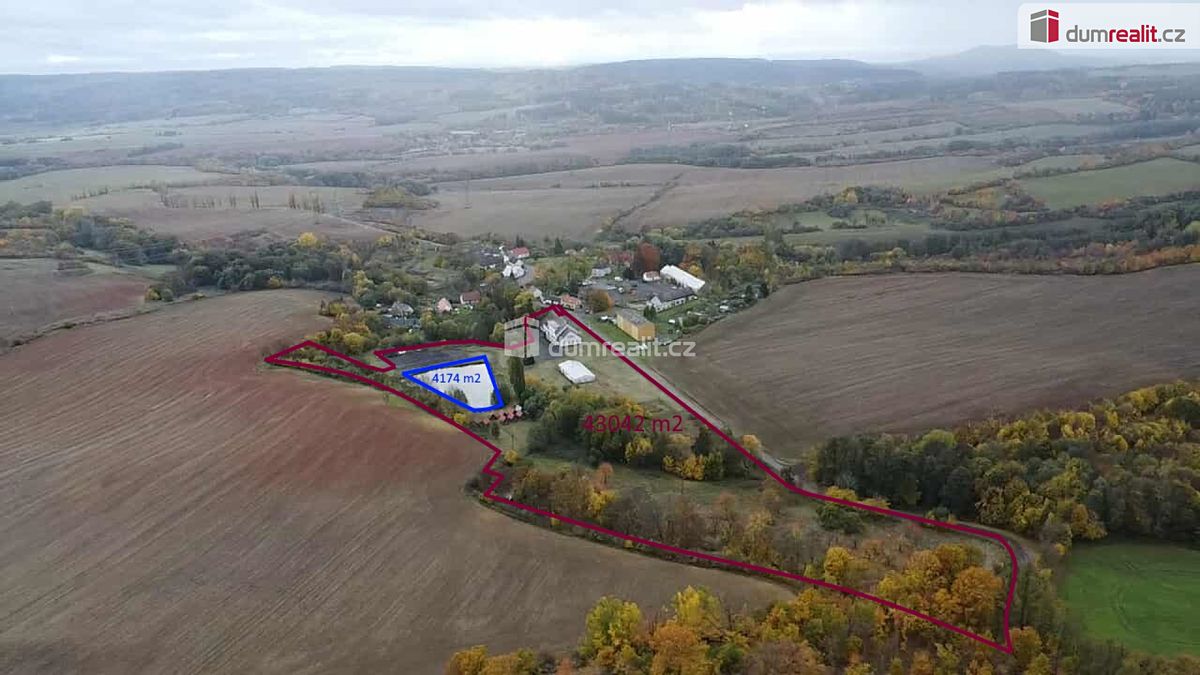 Prodej ubytovacího zařízení 43069 m², Valeč – fotka 1 z 3