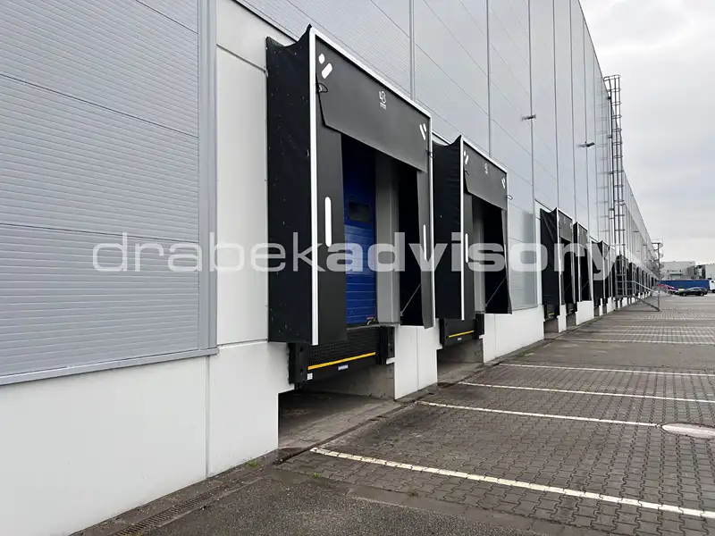 Pronájem skladového prostoru 4000 m², Modřice – náhled fotky 3