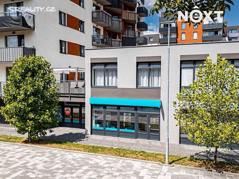 Prodej obchodního prostoru 200 m², Pardubice