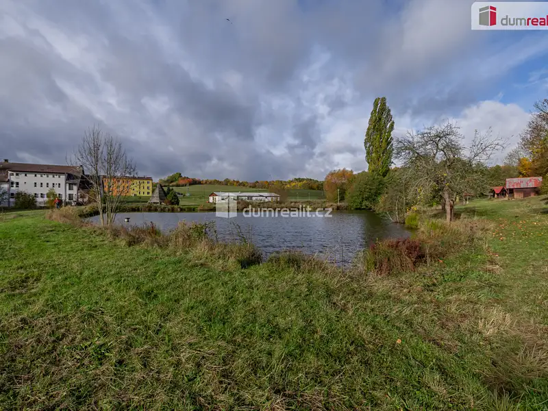 Prodej ubytovacího zařízení 43069 m², Valeč – náhled fotky 2