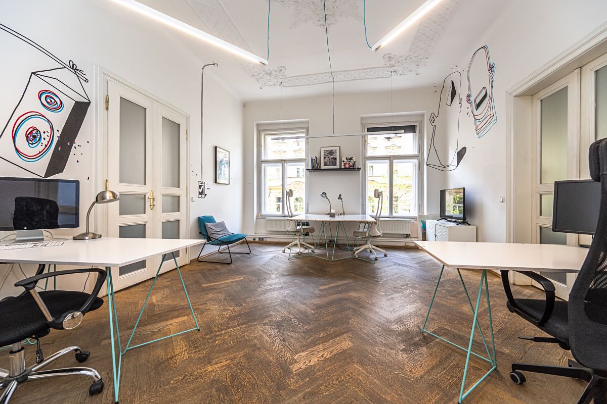 Pronájem kanceláře 261 m² – fotografie 3