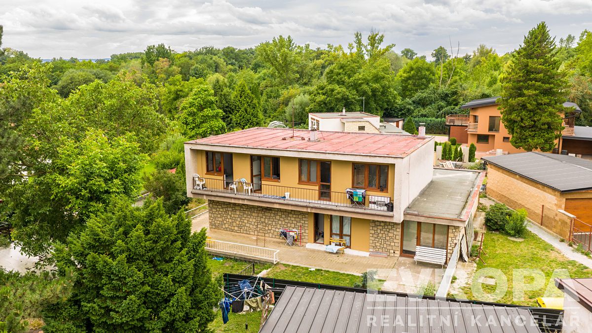 Prodej rodinného domu 200 m², pozemek 736 m² – fotografie 4