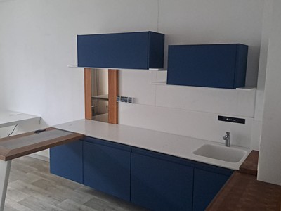 Pronájem komerčního prostoru, 400 m² (3 z 13)