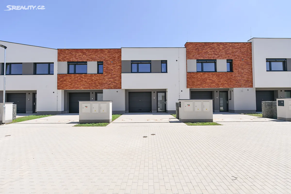 Prodej rodinného domu 127 m², pozemek 196 m², Praha