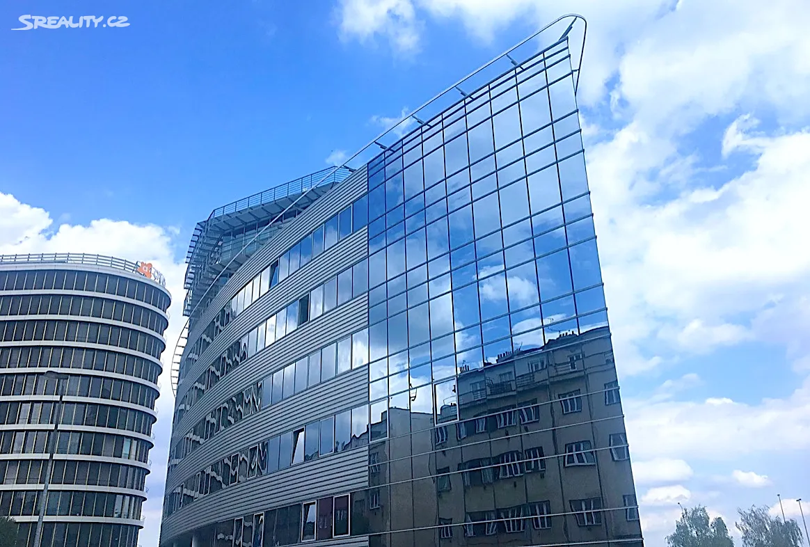 Pronájem kanceláře 635 m², Doudlebská