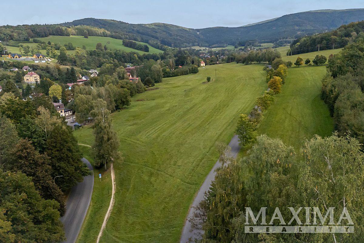Prodej pozemku 19235 m² – fotografie 3