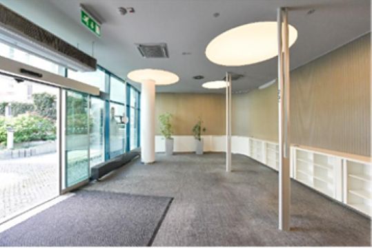 Pronájem obchodního prostoru 128 m² – fotografie 4