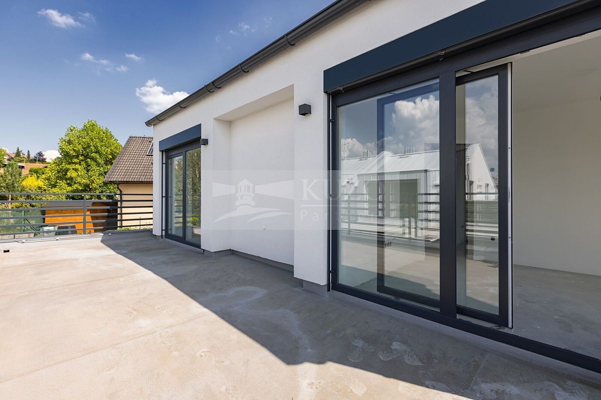 Prodej rodinného domu 165 m², pozemek 655 m² – fotografie 3