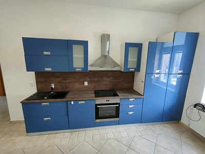 Pronájem bytu 2+1 77 m² (Jednopodlažní)