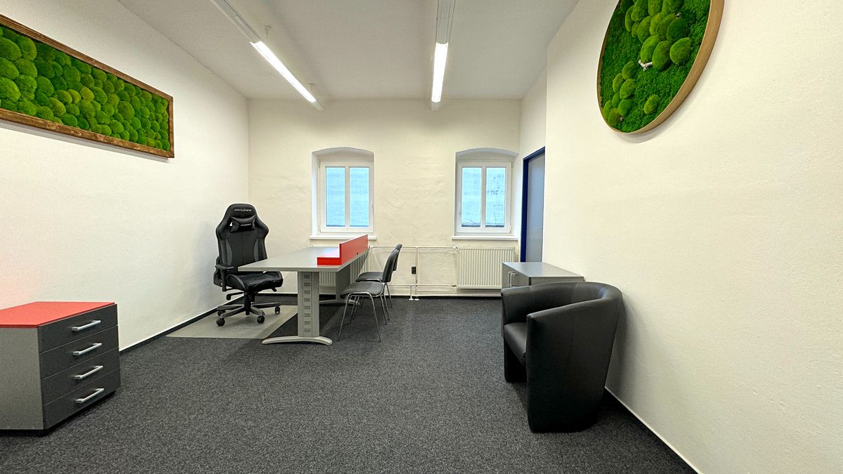 Pronájem kanceláře 18 m² – fotografie 2