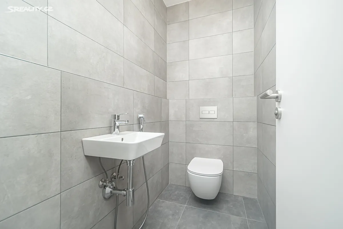 Prodej bytu 2+kk 63 m² – pohled 5
