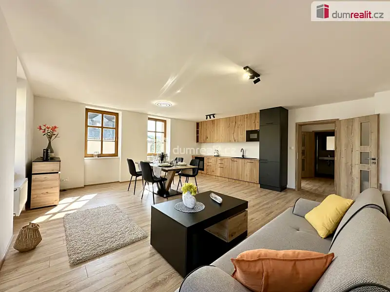Prodej bytu 2+kk 60 m², Horní Blatná – náhled fotky 2