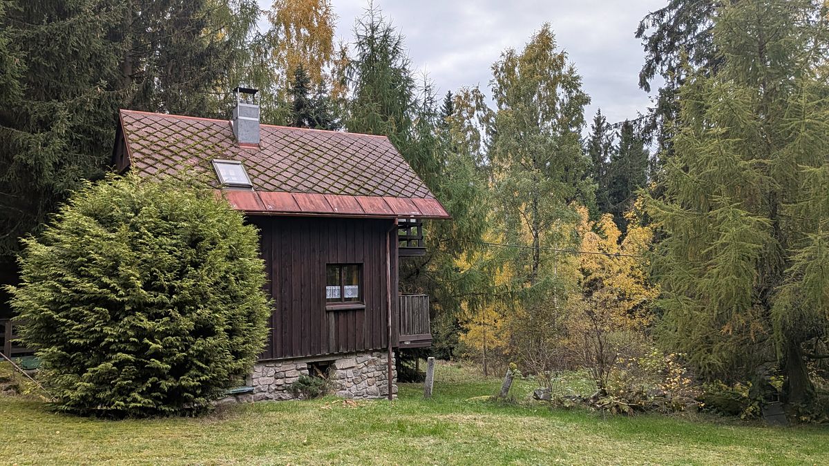 Prodej chalupy 80 m², pozemek 830 m² – fotografie 2