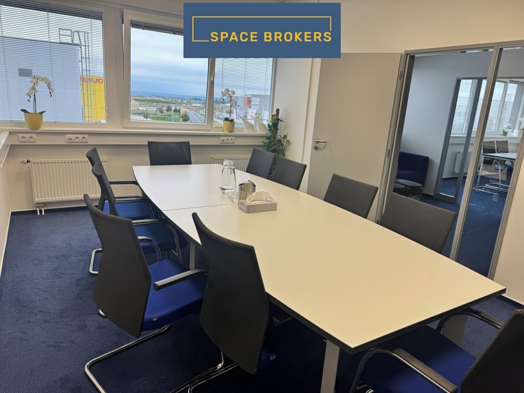 Pronájem komerčního prostoru, 4 500 m² (17 z 20)