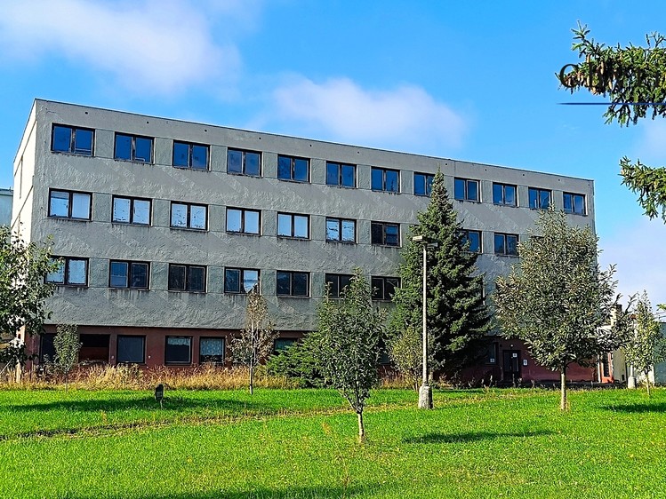 Prodej komerčního prostoru, 1 600 m² (21 z 23)