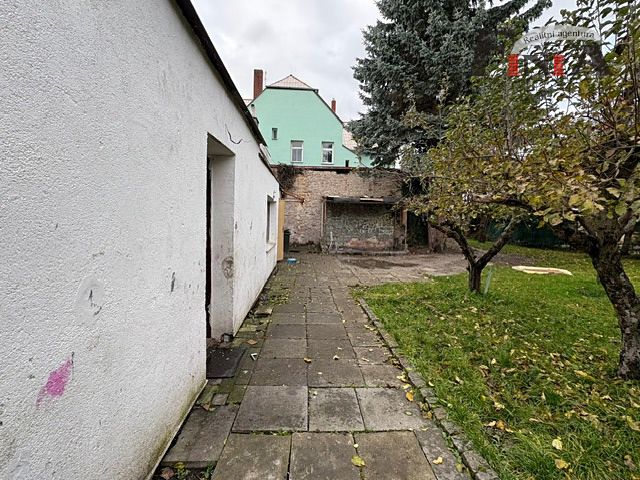 Prodej rodinného domu 210 m², pozemek 550 m² – fotografie 5