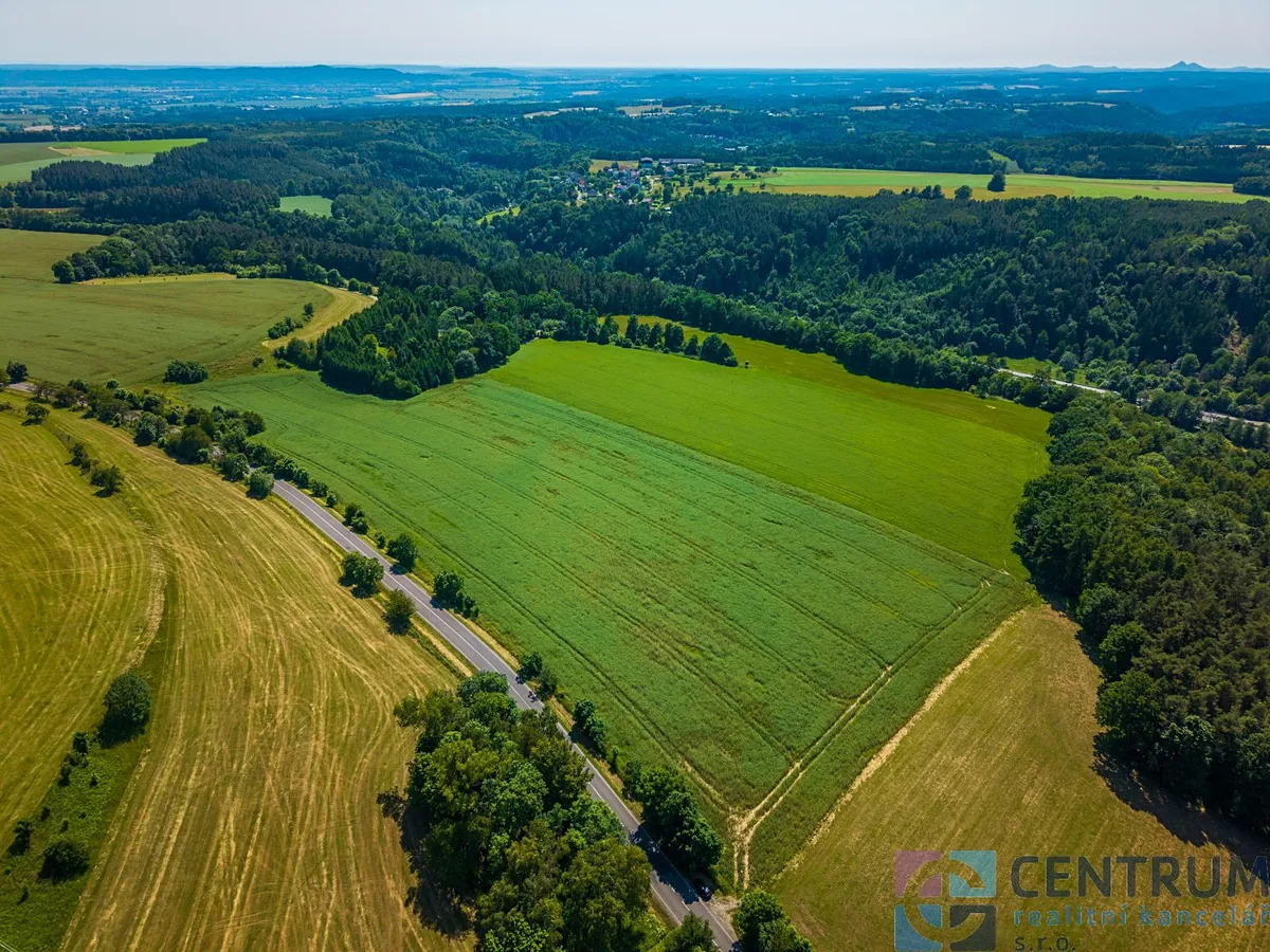 Prodej komerčního pozemku 97400 m²