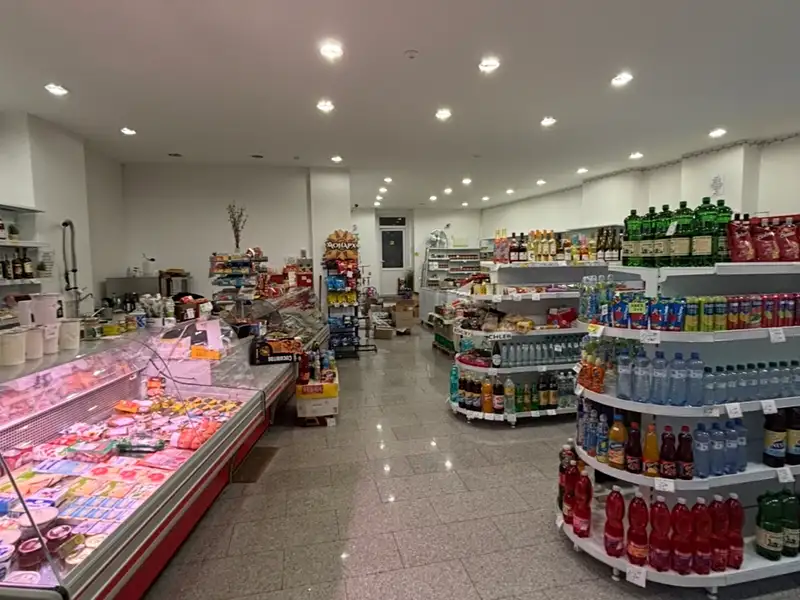 Prodej obchodního prostoru 143 m², Karlovy Vary – náhled fotky 2