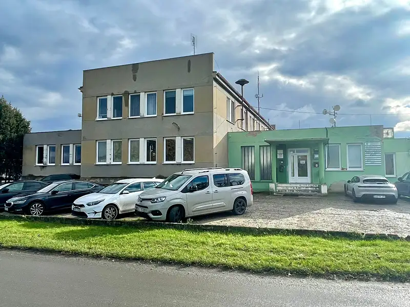 Pronájem kanceláře 76 m², Sulejovice – náhled fotky 1
