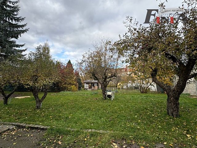 Prodej rodinného domu 210 m², pozemek 550 m² – fotografie 4