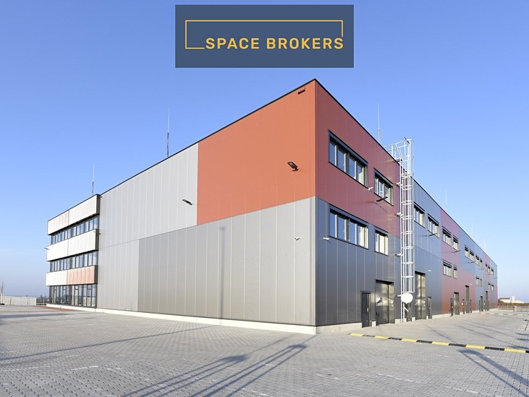 Pronájem komerčního prostoru, 4 500 m² (15 z 20)