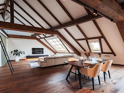 Pronájem bytu 5+kk 335 m²