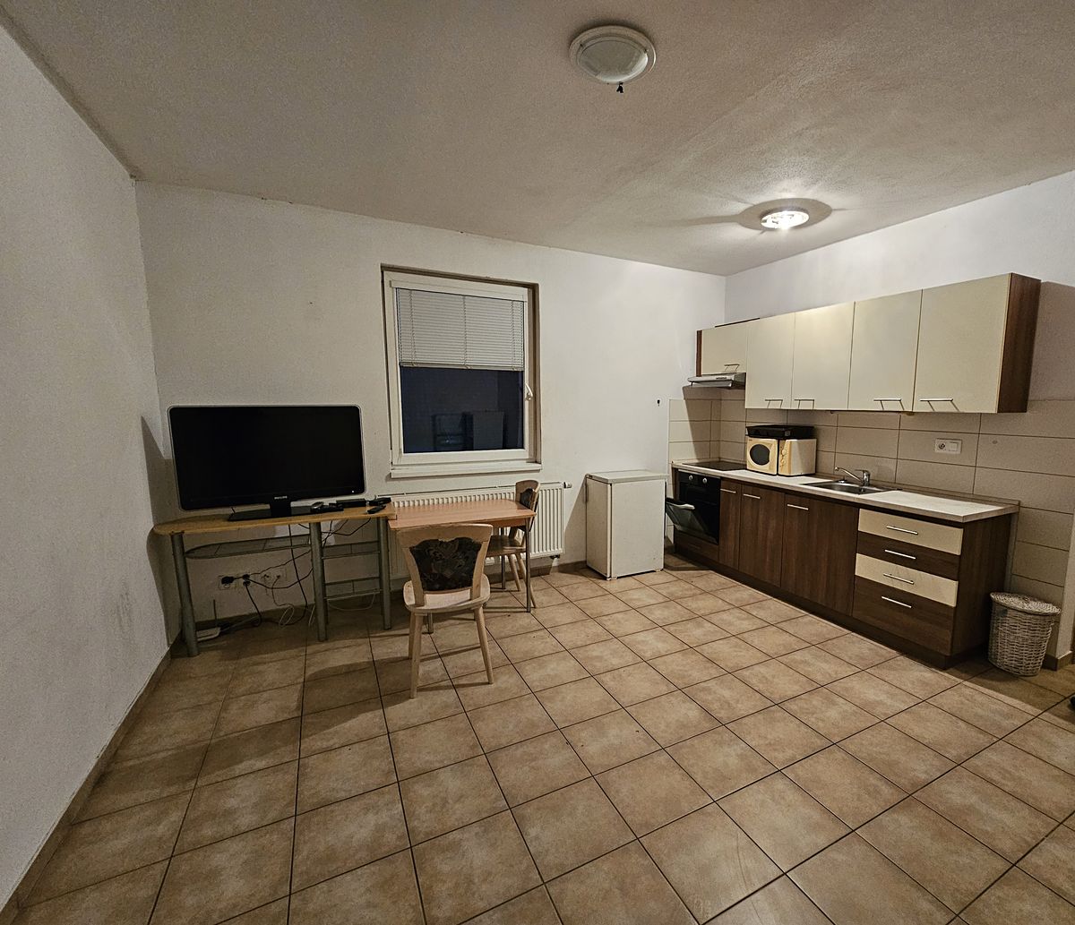 Pronájem bytu 1+kk 27 m² – fotografie 2