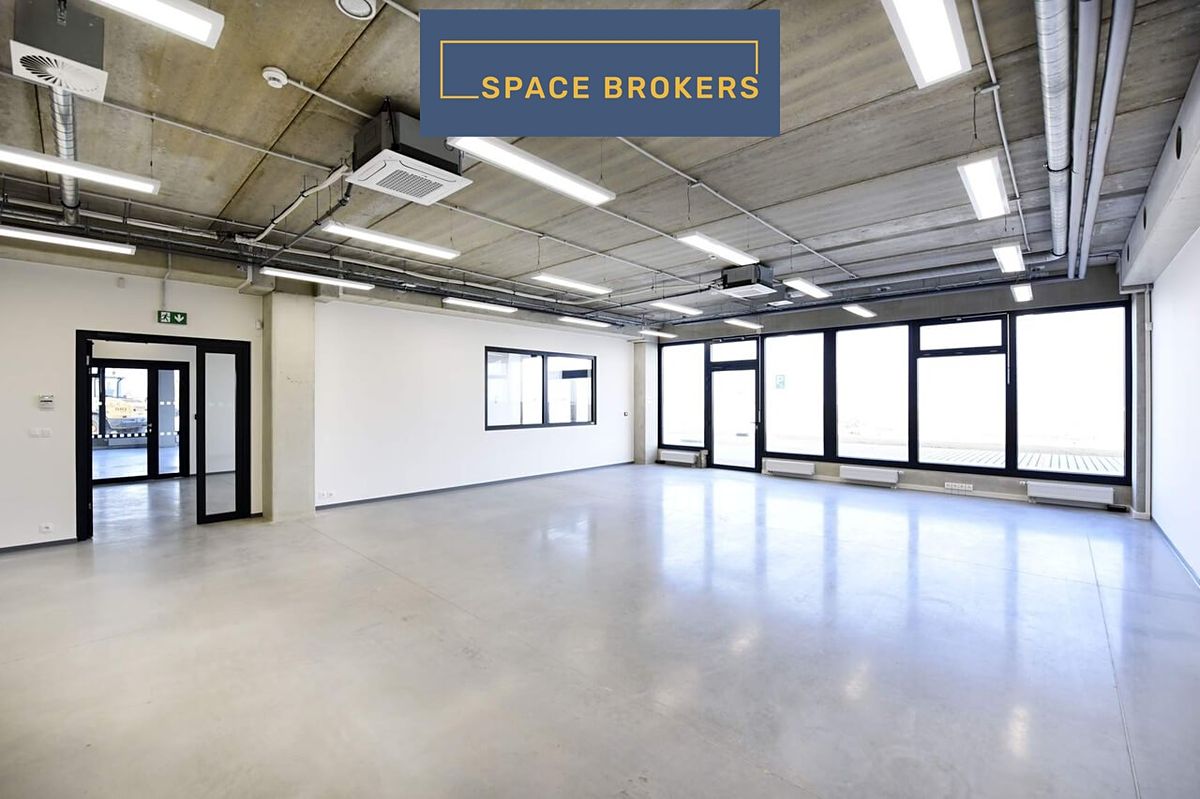 Pronájem obchodního prostoru 4500 m² – fotografie 2