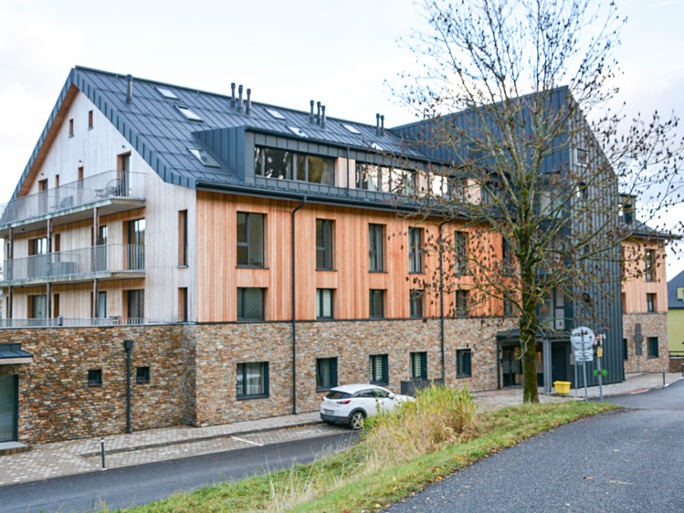Prodej komerčního prostoru, 58 m² (1 z 34)