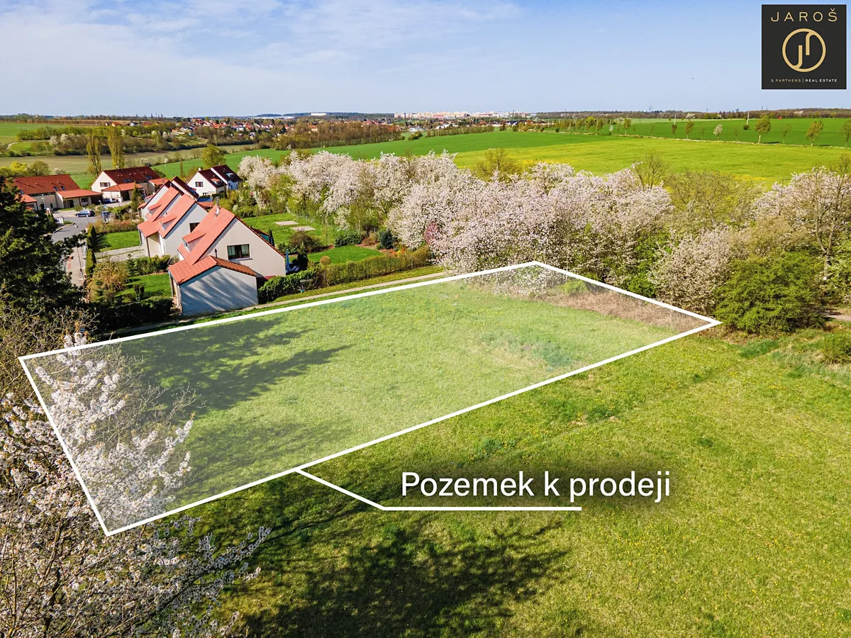 Prodej stavebního pozemku 819 m²