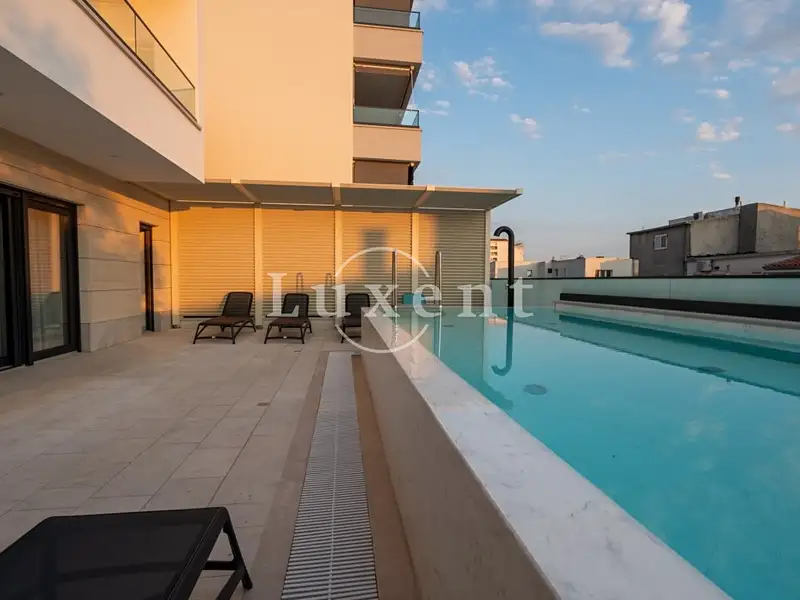 Prodej rodinného domu 280 m², pozemek 370 m², Makarska – náhled fotky 1