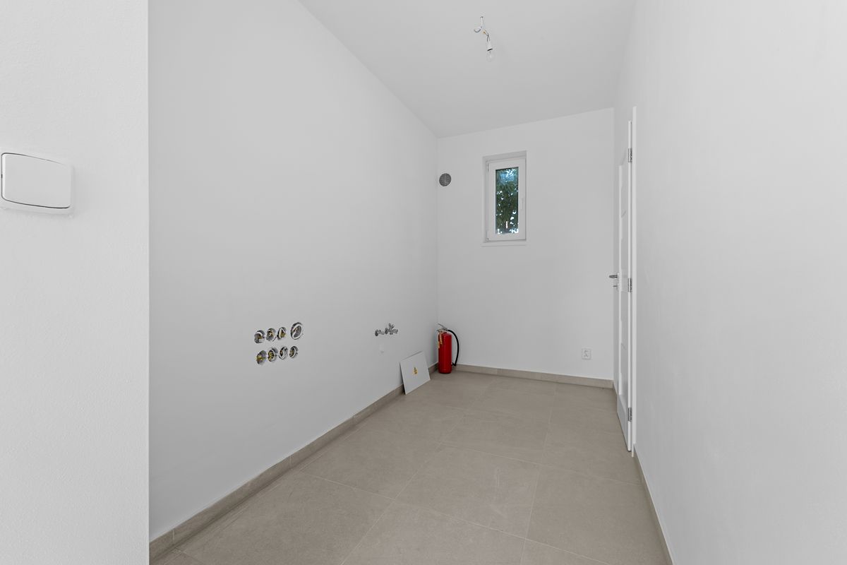 Prodej rodinného domu 104 m², pozemek 253 m² – fotografie 5