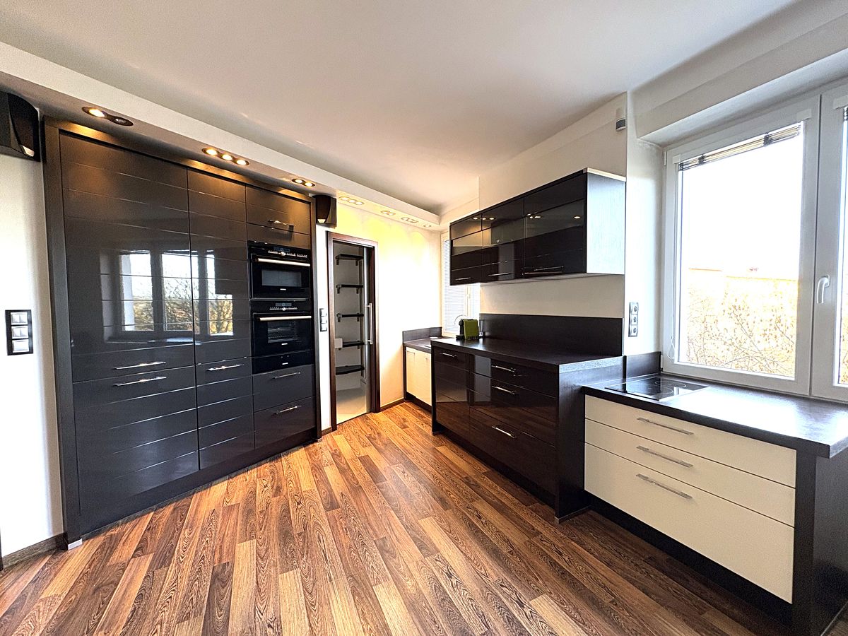 Prodej bytu 2+kk 53 m² (Jednopodlažní)