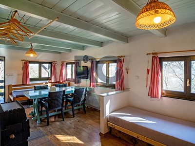 Prodej  chaty 150 m², pozemek 2 433 m²