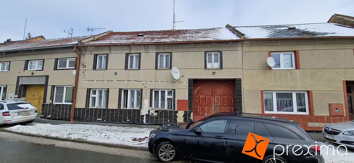 Prodej podílu 1/10 rodinného domu 107 m², pozemek 408 m²