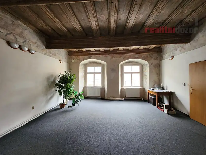 Prodej činžovního domu 490 m², Jihlava – náhled fotky 2