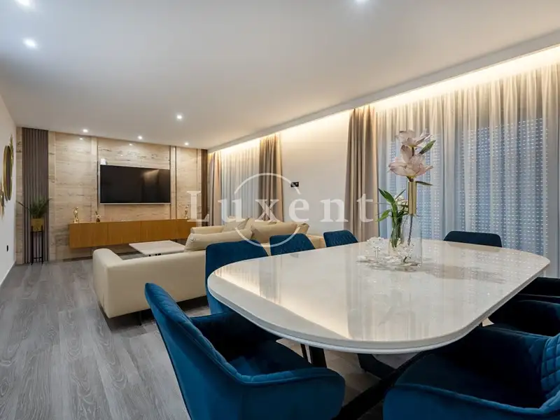 Prodej rodinného domu 280 m², pozemek 370 m², Makarska – náhled fotky 3