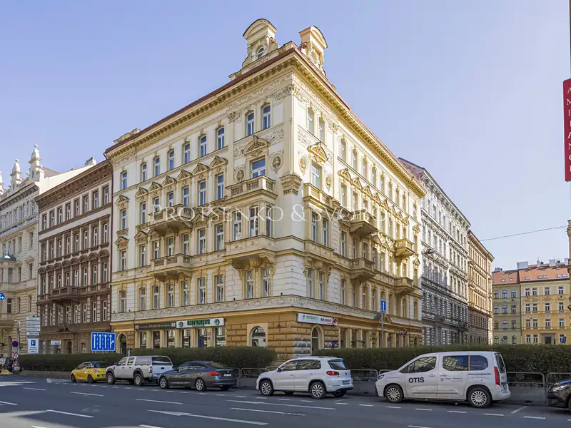 Prodej restaurace 655 m², Praha – náhled fotky 2