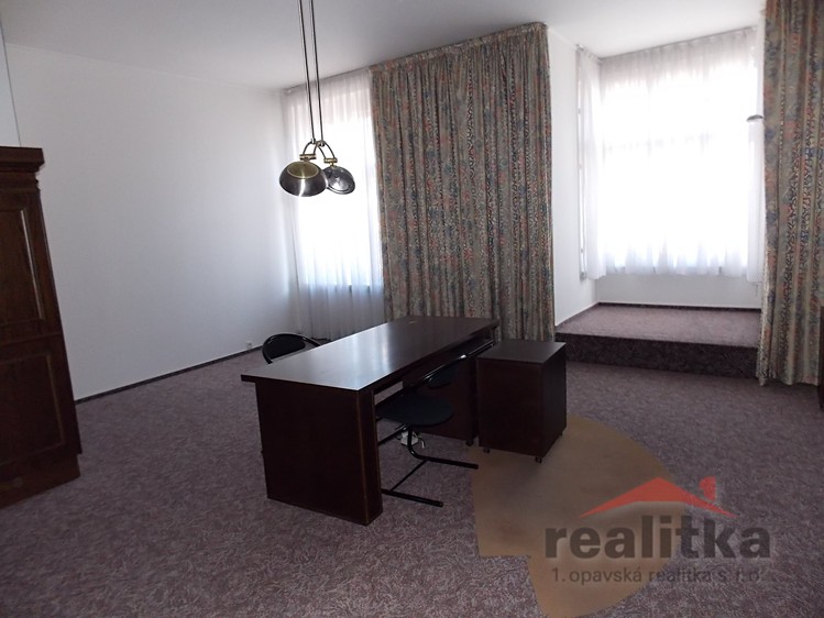 Комерційне приміщення в оренду, 148 м² (9 з 11)