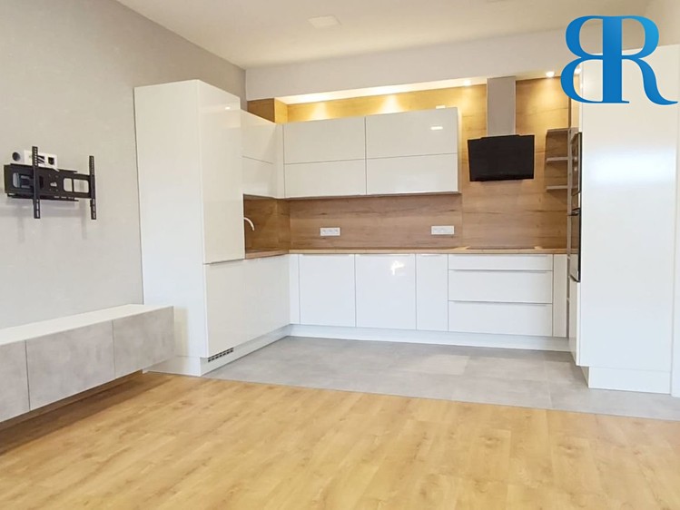 Комерційне приміщення на продаж, 670 м² (5 з 15)