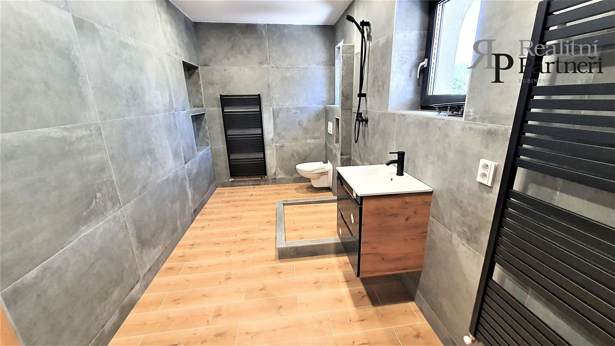 Prodej rodinného domu 367 m², pozemek 3286 m² – fotografie 5