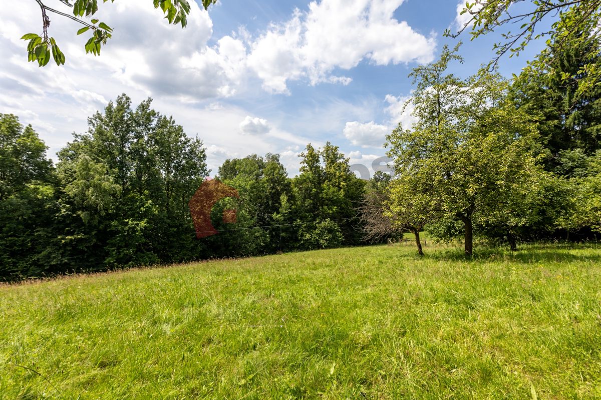 Prodej stavebního pozemku 3285 m² – fotografie 3