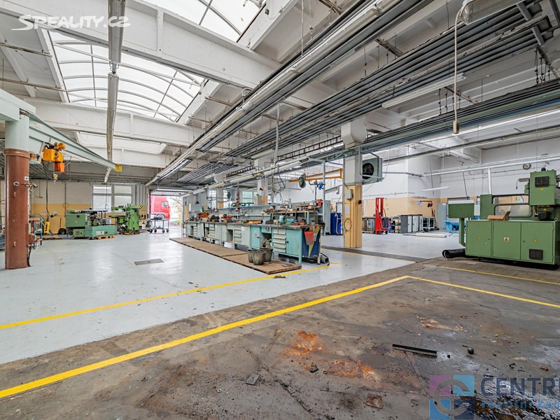 Pronájem výrobní haly, prostoru 1 426 m² – pohled 4