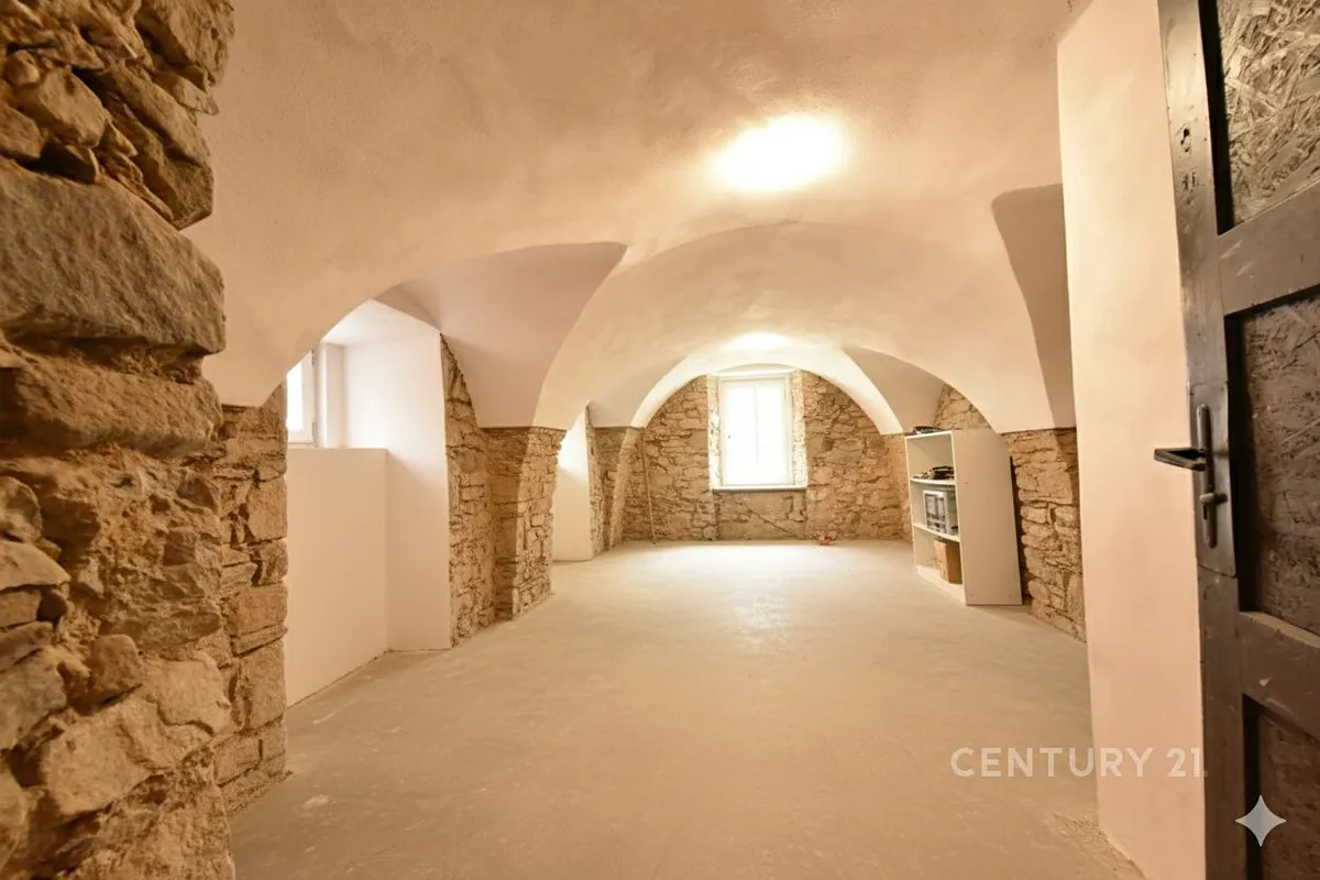 Prodej vinného sklepa 21 m²