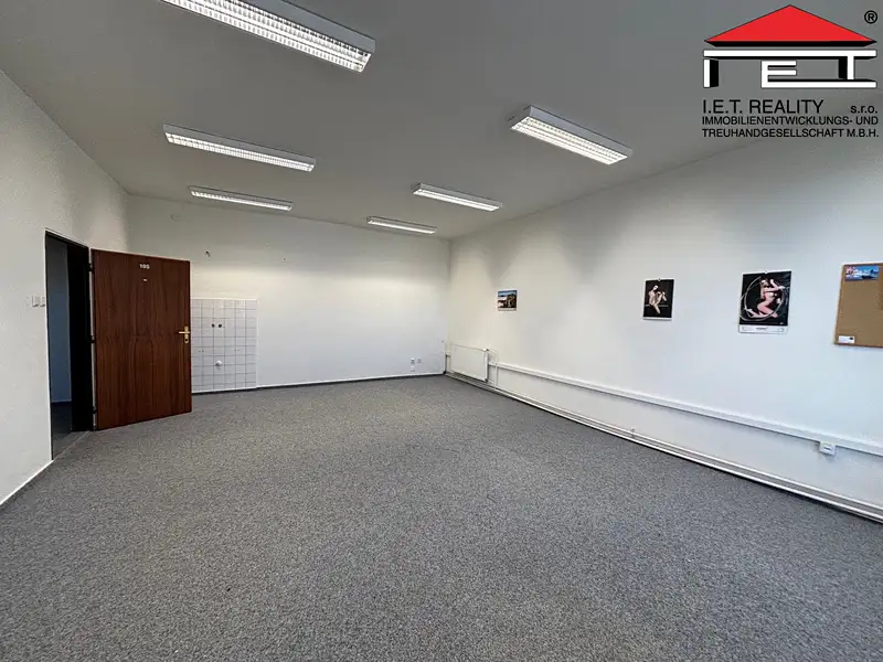 Pronájem kanceláře 95 m², Ostrava – náhled fotky 2