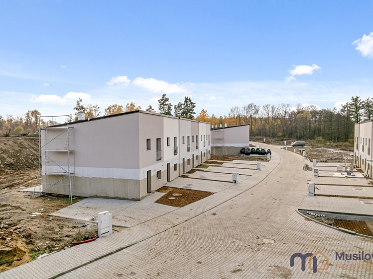 Haus zur Miete, 92 m² (1 von 31)