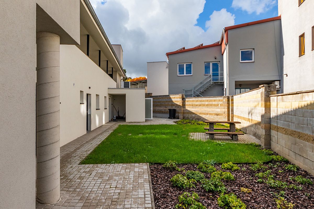 Prodej činžovního domu 499 m² – fotografie 2