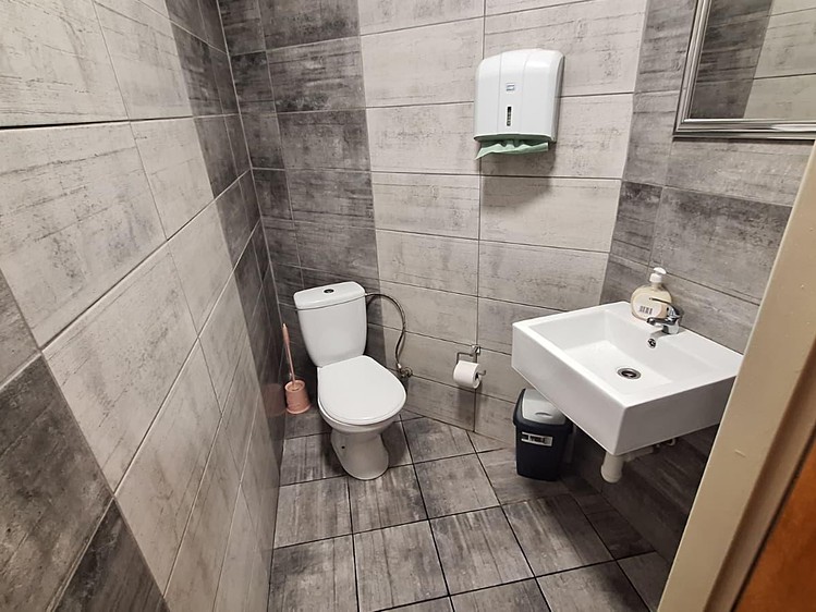 Комерційне приміщення в оренду, 98 м² (11 з 17)